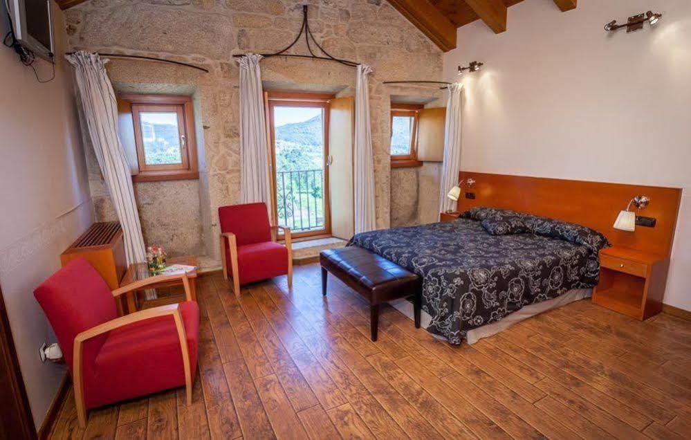 Casa Rural Abadia Eiras Rosal Exterior photo