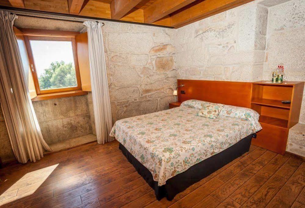 Casa Rural Abadia Eiras Rosal Exterior photo